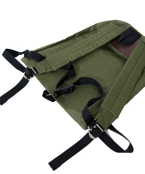 FREDRIK PACKERS(フレドリックパッカーズ)の「【FREDRIK PACKERS/フレドリックパッカーズ】420D SNUG PACK (S)(バックパック/リュック・レディース・ネイビー/ブラック/カーキ/オリーブ/タン・FREE)」の17枚目の写真