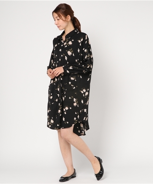 LBC（エルビーシー）の「フラワープリントシャツワンピース（シャツワンピース・レディース・ピンク/ブラック/グレー・LARGE/MEDIUM）」の2枚目の写真