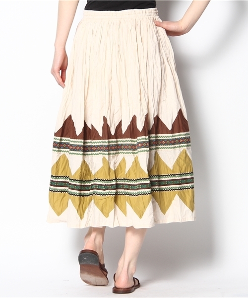 BEAMS BOY（ビームスボーイ）の「○O.ﾈｲﾃｨﾌﾞS LONG 2（スカート・レディース・ホワイト/ベージュ・ONE SIZE）」の4枚目の写真