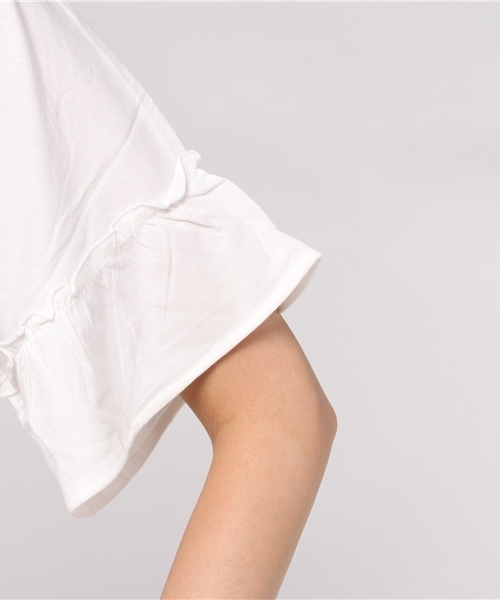 earth music&ecology(アースミュージックアンドエコロジー)の「・袖フリルプルオーバー(Tシャツ/カットソー・レディース・カーキ/オフホワイト/マスタード/ネイビー・FREE)」の10枚目の写真