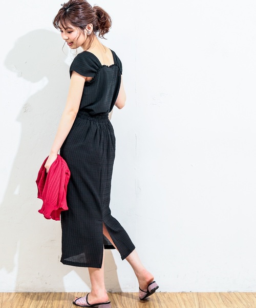 natural couture（ナチュラルクチュール）の「花柄ロングゆるタイトスカート（スカート・レディース・ブラック/ベージュ/ネイビー/ピンク・FREE）」の6枚目の写真