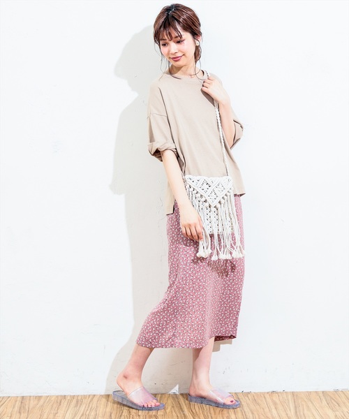 natural couture（ナチュラルクチュール）の「花柄ロングゆるタイトスカート（スカート・レディース・ブラック/ベージュ/ネイビー/ピンク・FREE）」の15枚目の写真