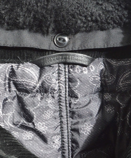 NYUZELESS(ニューズレス)の「【NYUZELESS】CORDUROY COVER ALL DOWN JACKET WITH DOWN LINER(カバーオール・メンズ・ブラック/ベージュ・1/2)」の8枚目の写真