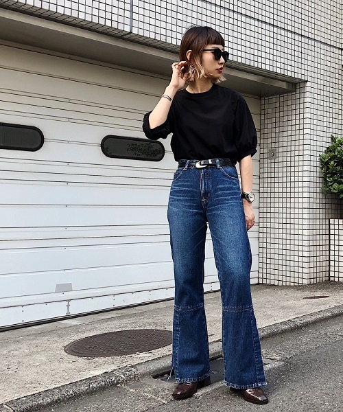 PAGEBOY(ページボーイ)の「コットンパフスリーブTシャツ(Tシャツ/カットソー・レディース・ブラック/ダークブラウン/ベージュ/オフホワイト/マスタード/レッド/カーキ・FREE)」の11枚目の写真
