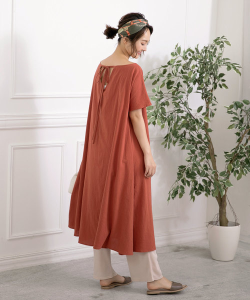 KOBE LETTUCE（コウベレタス）の「4wayリボンリラックスマキシ丈フレアワンピース（ワンピース・レディース・チャコールグレー/オレンジ/ベージュ系その他/グレイッシュベージュ・FREE）」の22枚目の写真