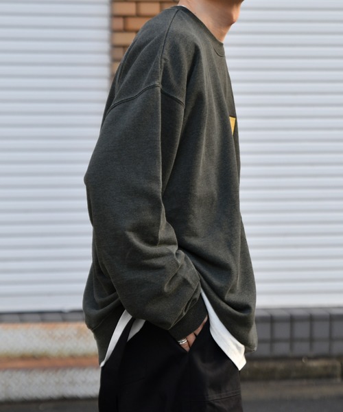 kutir(クティール)の「ピグメントレトロカー裏毛スウェット(スウェット・メンズ・カーキ/チャコールグレー/ライトブラウン・MEDIUM/LARGE/SMALL)」の7枚目の写真