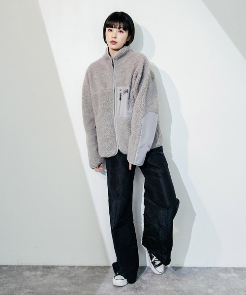 KANGOL(カンゴール)の「KANGOL 別注 オーバーサイズ ボアジャケット(ブルゾン・メンズ・ブラック/ベージュ/ブラウン/オフホワイト/グレー・S/M/L/XL)」の14枚目の写真