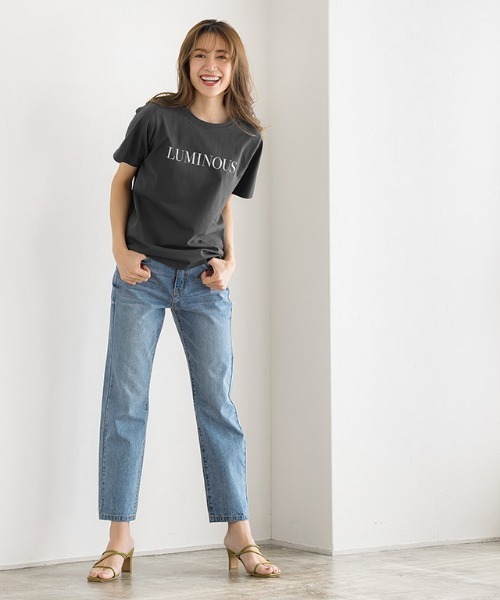 Pierrot(ピエロ)の「LUMINOUSシルケットロゴTシャツ(Tシャツ/カットソー・レディース・ホワイト×ブラック/グレー×ホワイト/ベージュ系その他・M/L)」の4枚目の写真