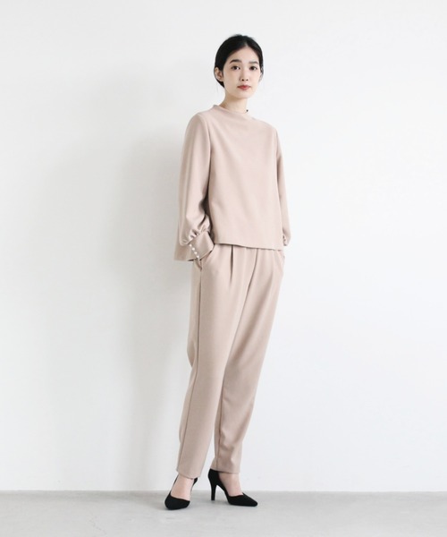 kaene（カエン）の「ストレッチタックパンツ（スーツパンツ・レディース・ブラック/ベージュ・2/3）」の13枚目の写真