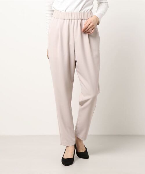 kaene（カエン）の「ストレッチタックパンツ（スーツパンツ・レディース・ブラック/ベージュ・2/3）」の15枚目の写真