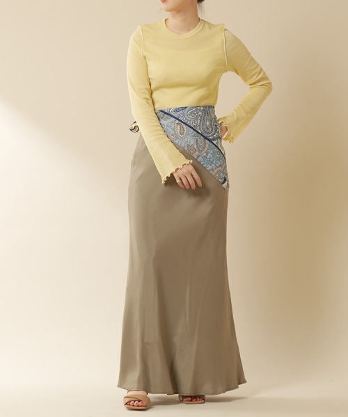 SHENERY(シーナリー)の「フィブリルツイルマーメイドマキシスカート(スカート・レディース・グレイッシュベージュ/ライトグレー/イエロー・38/36)」の17枚目の写真