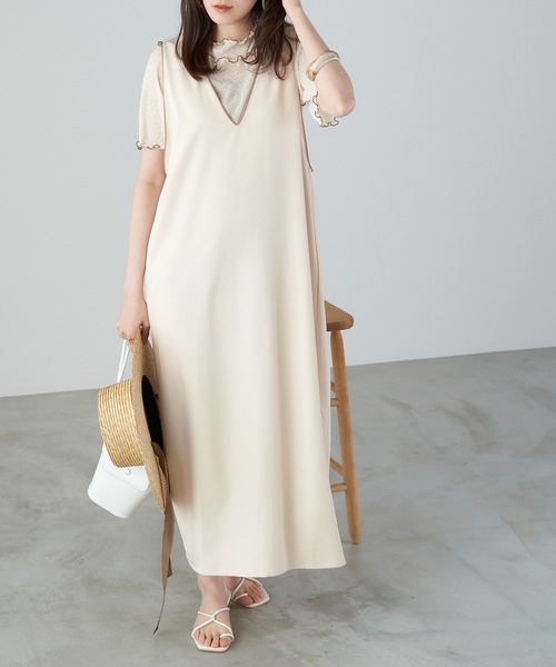 Chaco closet(チャコ クローゼット)の「パイピング配色Vネックロングジャンスカ/ノースリワンピース(ワンピース・レディース・ブラック/アイボリー/モカ/ブルー系その他・FREE)」の2枚目の写真