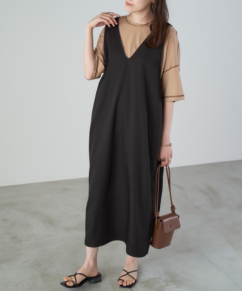 Chaco closet(チャコ クローゼット)の「パイピング配色Vネックロングジャンスカ/ノースリワンピース(ワンピース・レディース・ブラック/アイボリー/モカ/ブルー系その他・FREE)」の9枚目の写真