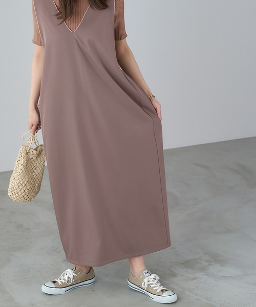 Chaco closet(チャコ クローゼット)の「パイピング配色Vネックロングジャンスカ/ノースリワンピース(ワンピース・レディース・ブラック/アイボリー/モカ/ブルー系その他・FREE)」の12枚目の写真
