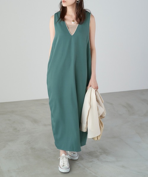 Chaco closet(チャコ クローゼット)の「パイピング配色Vネックロングジャンスカ/ノースリワンピース(ワンピース・レディース・ブラック/アイボリー/モカ/ブルー系その他・FREE)」の19枚目の写真