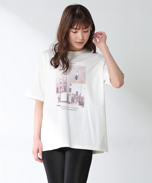 Honeys（ハニーズ）の「フォトプリントＴシャツ（Tシャツ/カットソー・レディース・ホワイト/ラベンダー/ホワイト×ブラック/グリーン系その他/スミクロ・LL/M/L）」の2枚目の写真