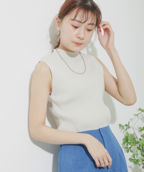 SENSE OF PLACE by URBAN RESEARCH（センスオブプレイスバイアーバンリサーチ）の「デザインリブノースリーブニットトップ（ニット/セーター・レディース・アイボリー/ブラック/ベージュ/グリーン・ONE）」の10枚目の写真