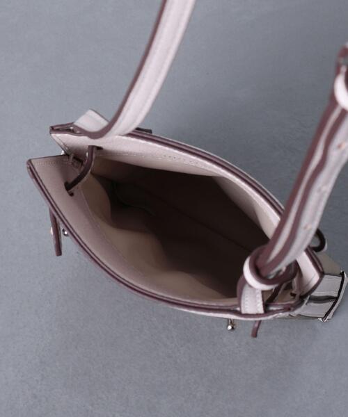 UNITED ARROWS（ユナイテッドアローズ）の「UWCS フレーム ポシェット◆（ショルダーバッグ・レディース・ブラック/オリーブ・FREE）」の5枚目の写真