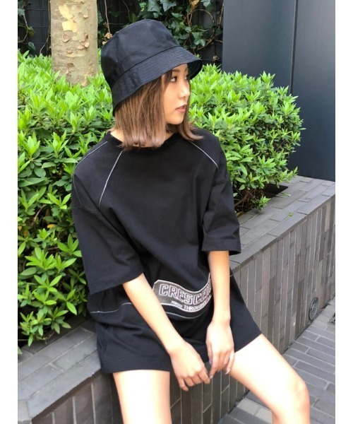 ENVYM（アンビー）の「スウィッチングラインビッグＴ（Tシャツ/カットソー・レディース・ホワイト/ブラック/ベージュ/グリーン・FREE）」の3枚目の写真