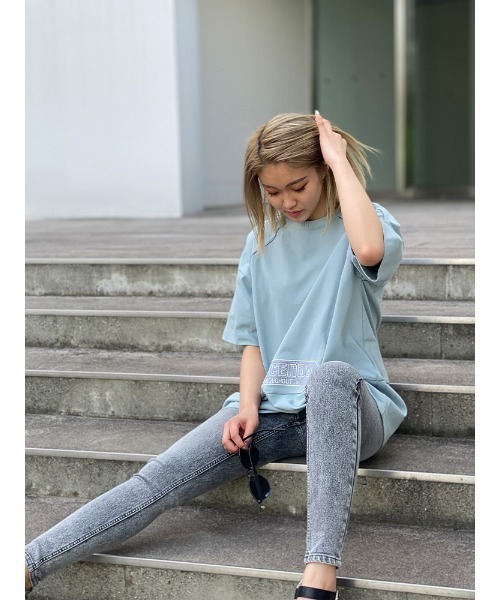 ENVYM（アンビー）の「スウィッチングラインビッグＴ（Tシャツ/カットソー・レディース・ホワイト/ブラック/ベージュ/グリーン・FREE）」の16枚目の写真