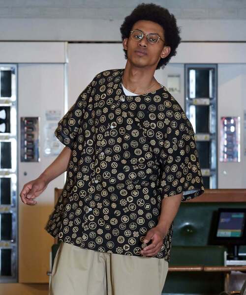 UNPERFECT（アンパーフェクト）の「[WEB限定]UNPERFECT ライオン堂コラボダボシャツ（シャツ/ブラウス・メンズ・ホワイト/ブラック・9）」の3枚目の写真