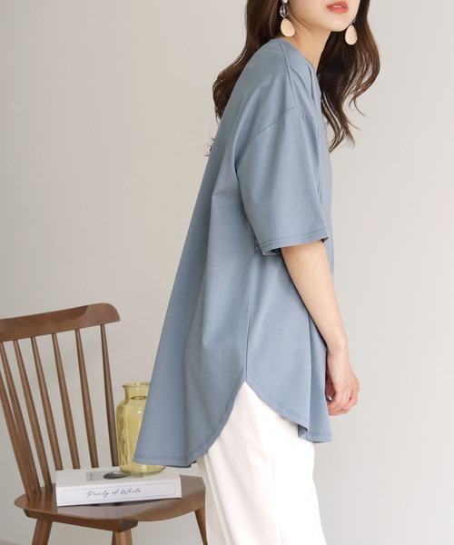 HER CLOSET(ハークローゼット)の「【HERCLOSET】ドライタッチコットン100%ビッグシルエットラウンドヘムTシャツ(Tシャツ/カットソー・レディース・ホワイト/ブラック/ピンク/ブルー/モカ・M)」の4枚目の写真