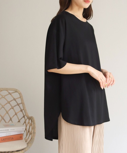 HER CLOSET(ハークローゼット)の「【HERCLOSET】ドライタッチコットン100%ビッグシルエットラウンドヘムTシャツ(Tシャツ/カットソー・レディース・ホワイト/ブラック/ピンク/ブルー/モカ・M)」の2枚目の写真