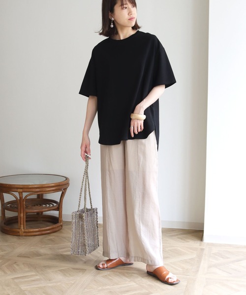 HER CLOSET(ハークローゼット)の「【HERCLOSET】ドライタッチコットン100%ビッグシルエットラウンドヘムTシャツ(Tシャツ/カットソー・レディース・ホワイト/ブラック/ピンク/ブルー/モカ・M)」の13枚目の写真