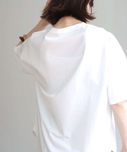 HER CLOSET(ハークローゼット)の「【HERCLOSET】ドライタッチコットン100%ビッグシルエットラウンドヘムTシャツ(Tシャツ/カットソー・レディース・ホワイト/ブラック/ピンク/ブルー/モカ・M)」の11枚目の写真