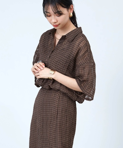 mikke(ミッケ)の「しわ加工シアーチェック半袖シャツ(シャツ/ブラウス・レディース・ブラウン/グレー/グリーン・FREE)」の16枚目の写真