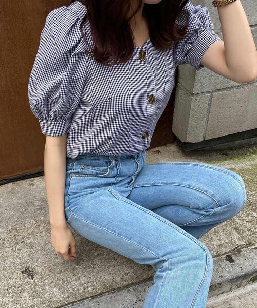 INGNI（イング）の「スクエアネックタックパワショル／ブラウス（シャツ/ブラウス・レディース・アイボリー/ライトブラウン/ライトカーキ/ブラック系その他3/ベージュ系4・M）」の3枚目の写真