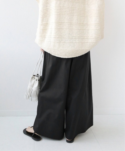 JOURNAL STANDARD relume（ジャーナルスタンダード　レリューム）の「コットンタイプライターギャザーパンツ◆（その他パンツ・レディース・カーキ/ブラック・38/36）」の3枚目の写真