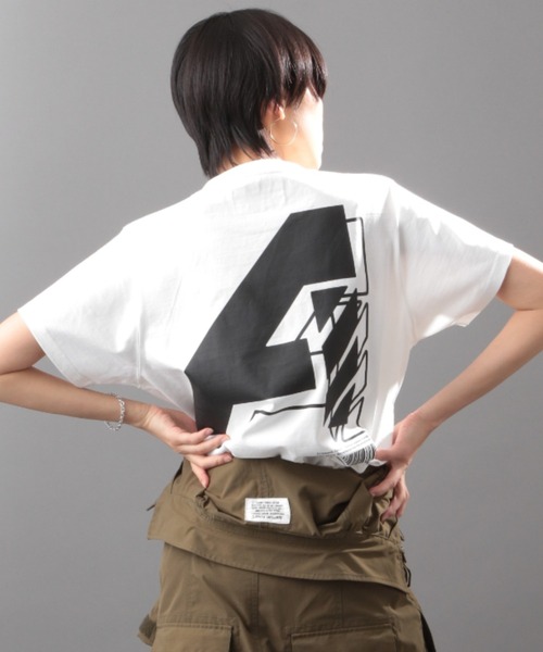 AVIREX(アヴィレックス)の「【AVIREX FLYER'S】フライヤーズティーシャツ/ SS FLYER'S T-SHIRT(Tシャツ/カットソー・レディース・ブラック/オフホワイト/モカ・FREE)」の2枚目の写真