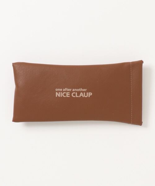 one after another NICE CLAUP（ワンアフターアナザーナイスクラップ）の「【Web限定】クリアめがね(ブルーライトカット）（メガネ・レディース・グレイッシュベージュ・FREE）」の4枚目の写真