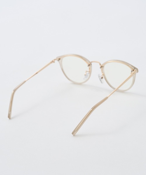 one after another NICE CLAUP（ワンアフターアナザーナイスクラップ）の「【Web限定】クリアめがね(ブルーライトカット）（メガネ・レディース・グレイッシュベージュ・FREE）」の6枚目の写真