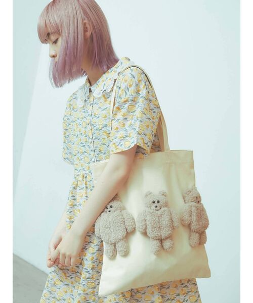 merry jenny(メリージェニー)の「bear bear bear トート(トートバッグ・レディース・ブラック/アイボリー・FREE)」の14枚目の写真