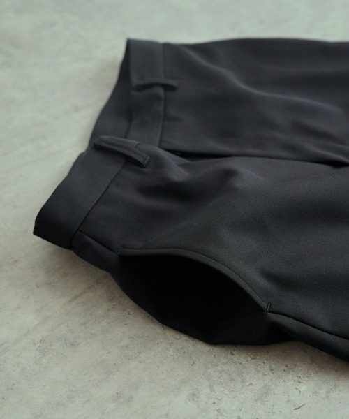 Lui's（ルイス）の「【オリジナルファブリック4×4セットアップシリーズ】 スリムストレートパンツ（スラックス・メンズ・ブラック/ブロンズ・MEDIUM/SMALL）」の5枚目の写真
