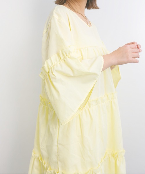 nemne store（ネンネストア）の「お花畑に行くティアードミニワンピース（ワンピース・レディース・オフホワイト/ミント/クリーム・フリー）」の22枚目の写真