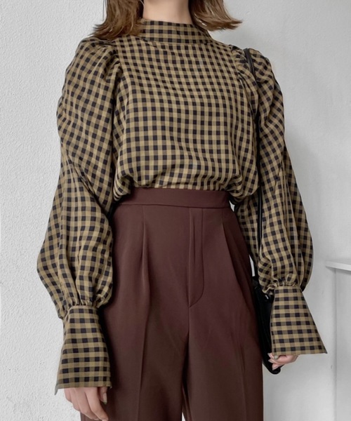 Solace（ソレイス）の「ギンガムチェックパワショルブラウス（シャツ