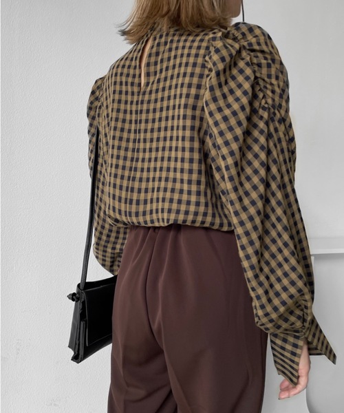 Solace（ソレイス）の「ギンガムチェックパワショルブラウス（シャツ/ブラウス・レディース・ブラウン/マスタード・FREE）」の18枚目の写真