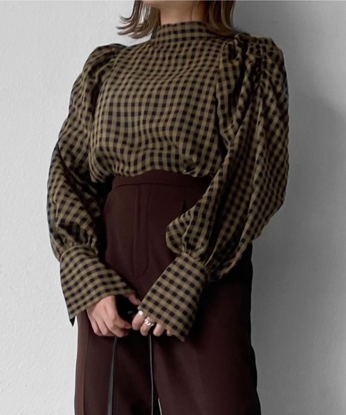 Solace（ソレイス）の「ギンガムチェックパワショルブラウス（シャツ/ブラウス・レディース・ブラウン/マスタード・FREE）」の7枚目の写真
