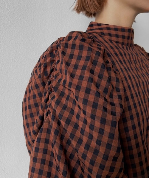 Solace（ソレイス）の「ギンガムチェックパワショルブラウス（シャツ/ブラウス・レディース・ブラウン/マスタード・FREE）」の14枚目の写真