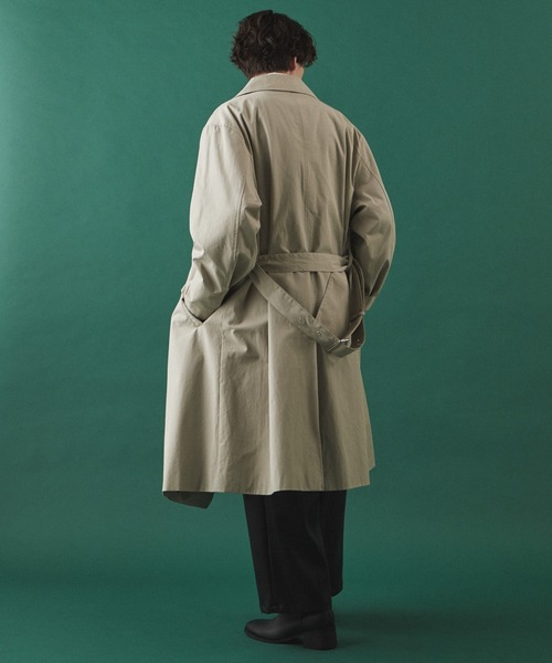 LUCY（ルーシー）の「LUCY/LOOSE W BELTED COAT（トレンチコート・メンズ・ブラック/ベージュ・MEDIUM/LARGE）」の12枚目の写真