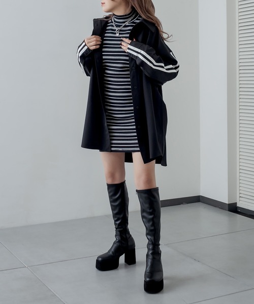 RASVOA(ラスボア)の「2ラインBIGシャツ(シャツ/ブラウス・レディース・グリーン/ブラック・FREE)」の3枚目の写真