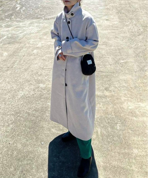 feepur（フェピュール）の「ステンカラーロングコート（ステンカラーコート・レディース・アイボリー/ブラック/モカ・MEDIUM）」の2枚目の写真