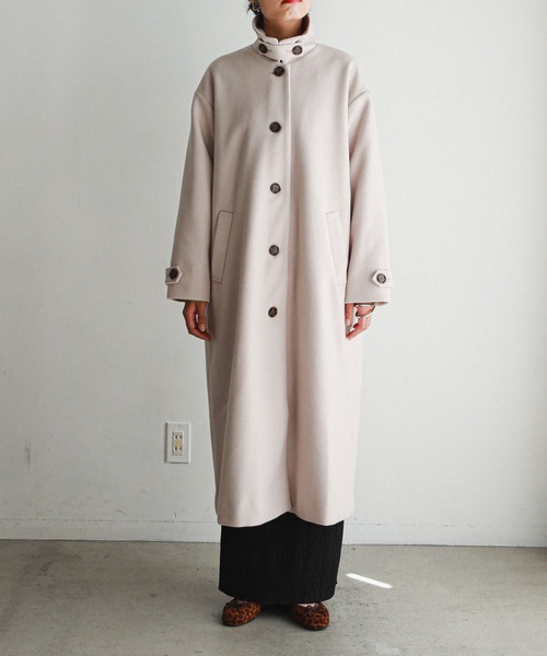 feepur（フェピュール）の「ステンカラーロングコート（ステンカラーコート・レディース・アイボリー/ブラック/モカ・MEDIUM）」の4枚目の写真