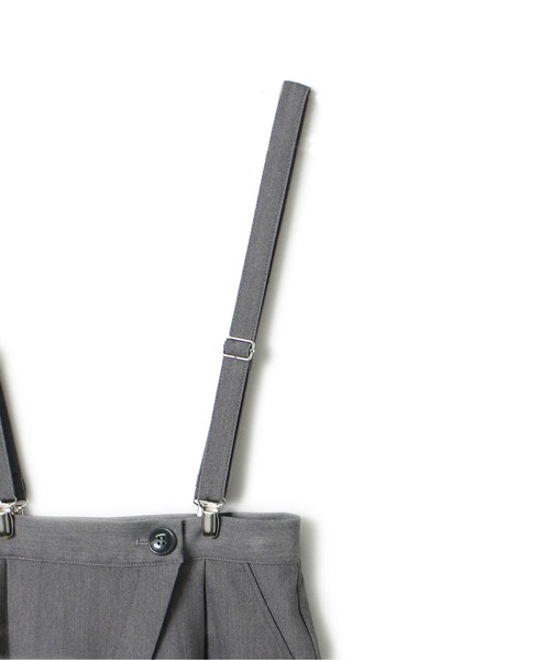 one way（ワンウェイ）の「【oneway Jeans】サス付きアシメボタンパンツ（その他パンツ・レディース・ライトグレー/ブラック・S/M）」の12枚目の写真