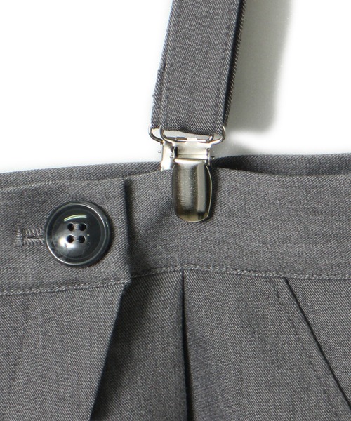 one way（ワンウェイ）の「【oneway Jeans】サス付きアシメボタンパンツ（その他パンツ・レディース・ライトグレー/ブラック・S/M）」の3枚目の写真