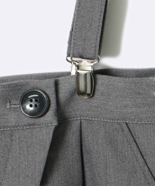 one way（ワンウェイ）の「【oneway Jeans】サス付きアシメボタンパンツ（その他パンツ・レディース・ライトグレー/ブラック・S/M）」の20枚目の写真