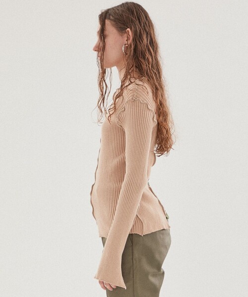 kotohayokozawa（コトハヨコザワ）の「【kotohayokozawa(コトハヨコザワ)】センターカッティングリブニット KT21A-KN05（ニット/セーター・レディース・グリーン/ブルー・FREE）」の9枚目の写真